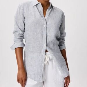 Quince 100% European Linen Long Sleeve Button Down Shirt Women’s.